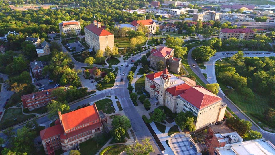 Đại học Kansas là lựa chọn của nhiều sinh viên khi du học mỹ bang kansas