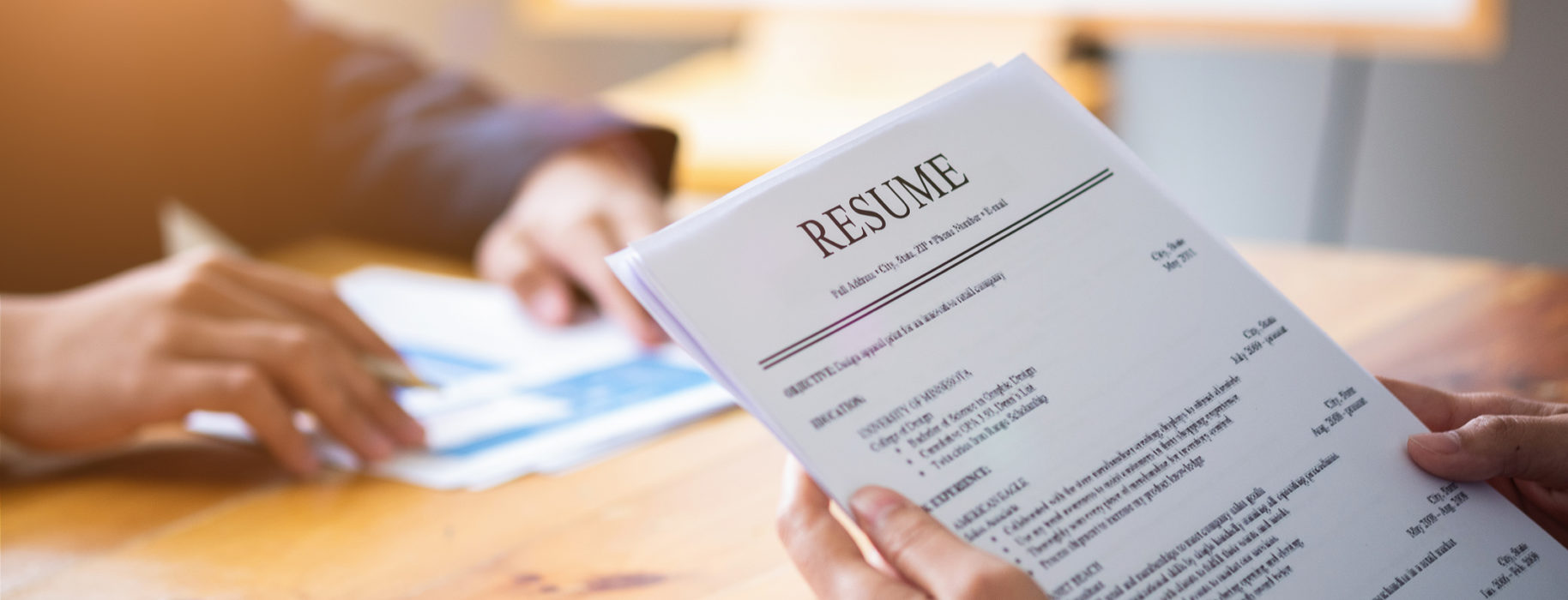 Một bản hồ sơ chuyên nghiệp là bí quyết tìm việc part time khi du học